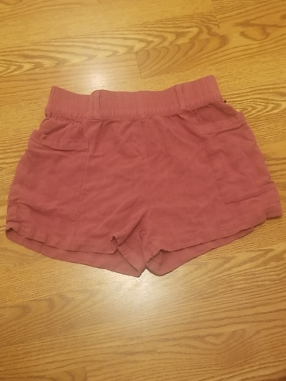 Rusty Women's High-Waist Rust Elastic Shorts with Front Pockets